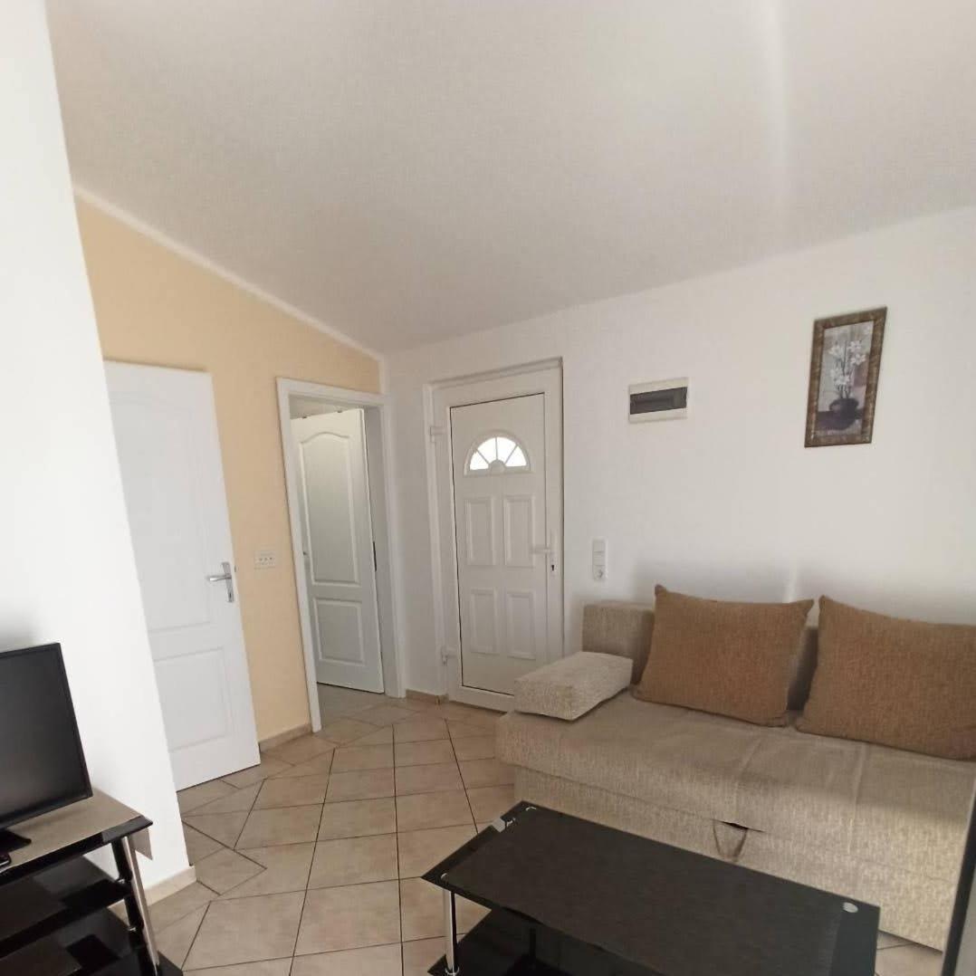 Apartmani Lun วีร์ ภายนอก รูปภาพ