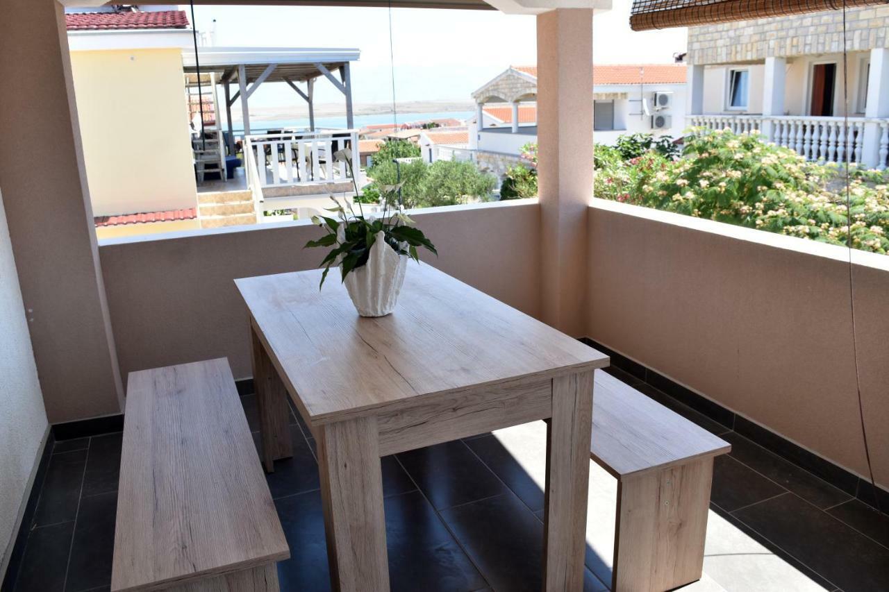 Apartmani Lun วีร์ ภายนอก รูปภาพ