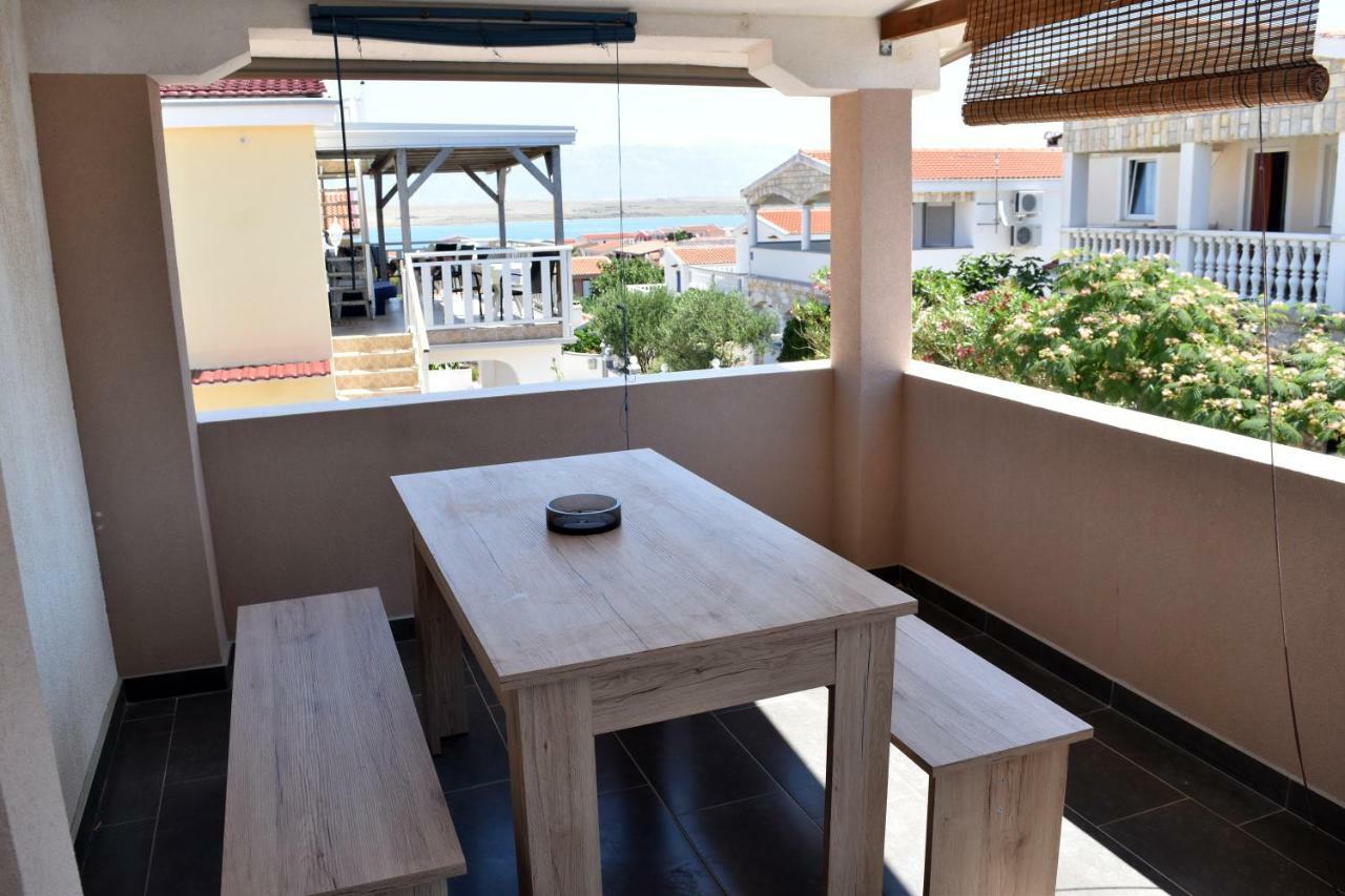 Apartmani Lun วีร์ ภายนอก รูปภาพ